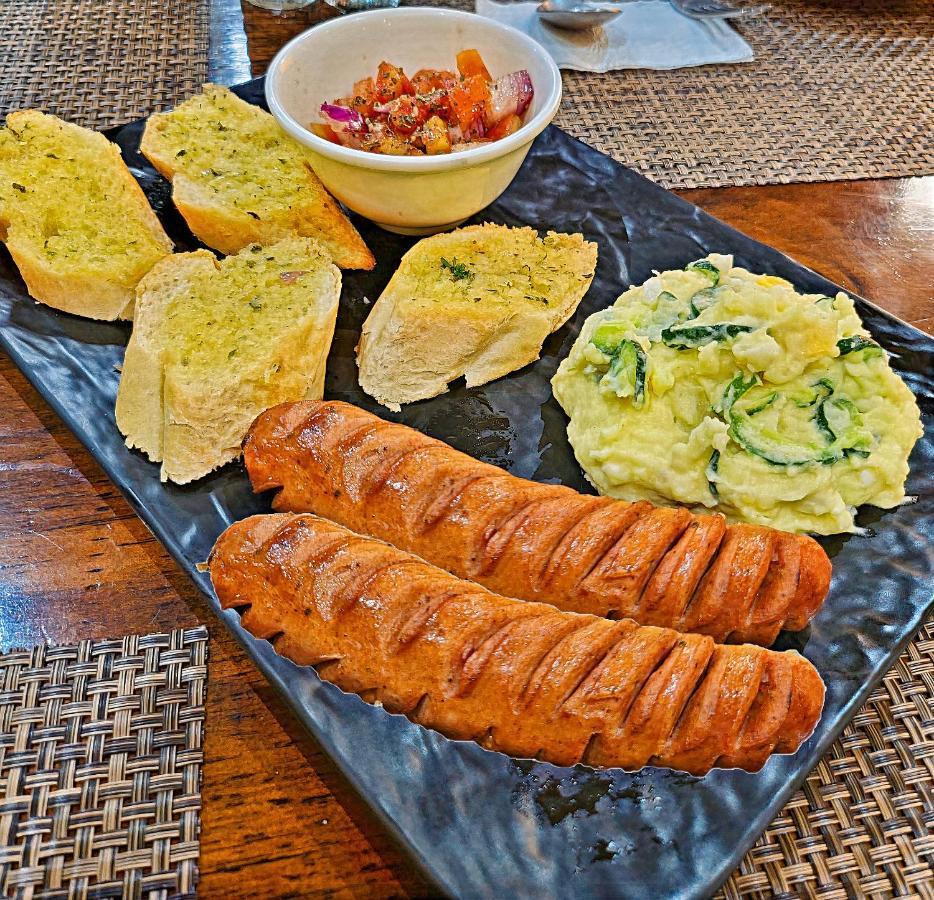 Cebu Dulcinea Hotel And Suites-Mactan Airport Hotel Lapu-Lapu City Kültér fotó