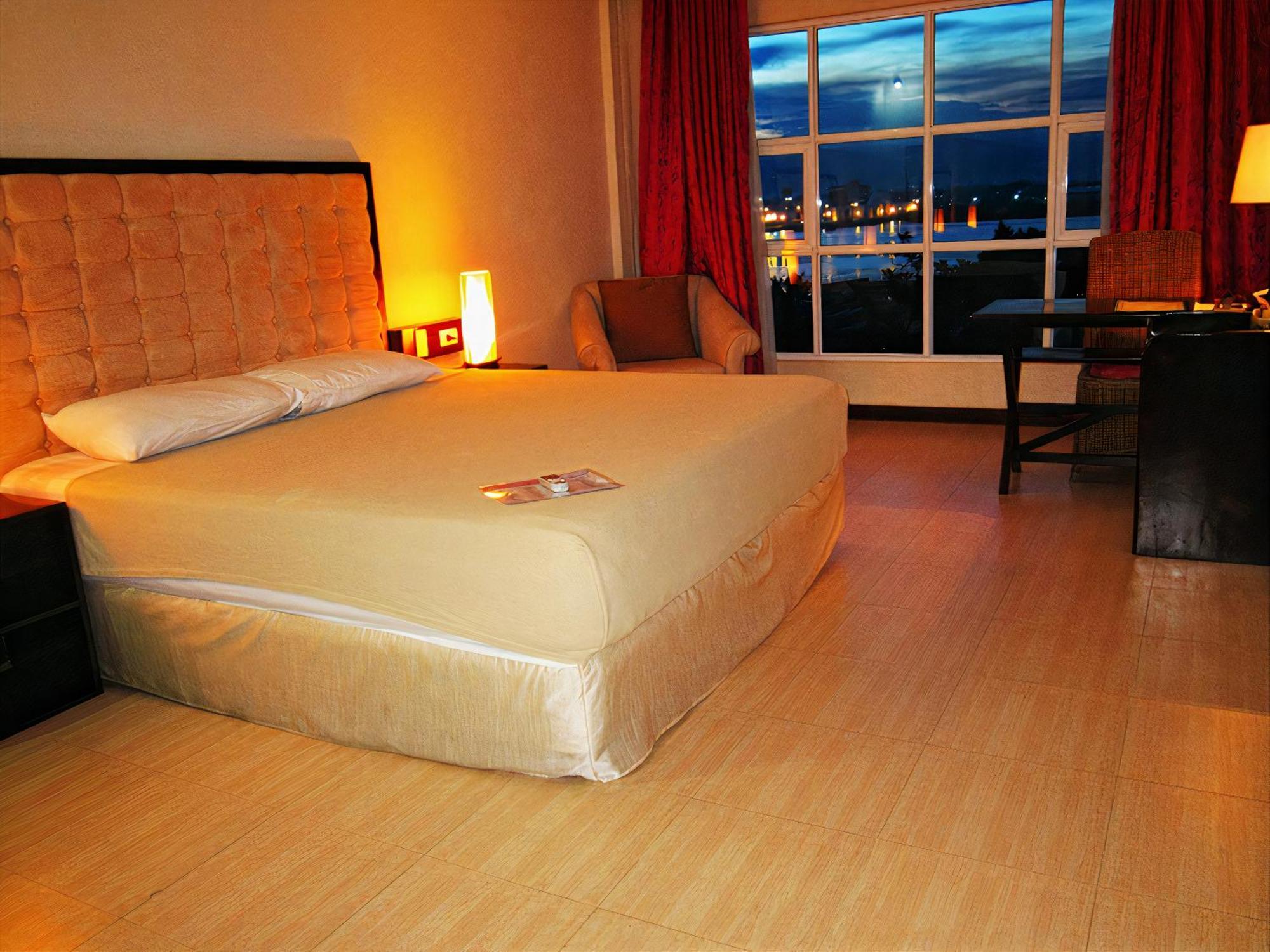 Cebu Dulcinea Hotel And Suites-Mactan Airport Hotel Lapu-Lapu City Kültér fotó