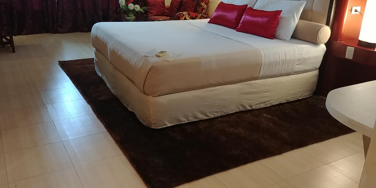 Cebu Dulcinea Hotel And Suites-Mactan Airport Hotel Lapu-Lapu City Kültér fotó